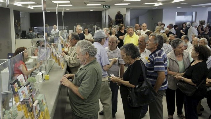 Με «καπέλο» η πληρωμή φόρων και Tελών Kυκλοφορίας από τα γκισέ των τραπεζών