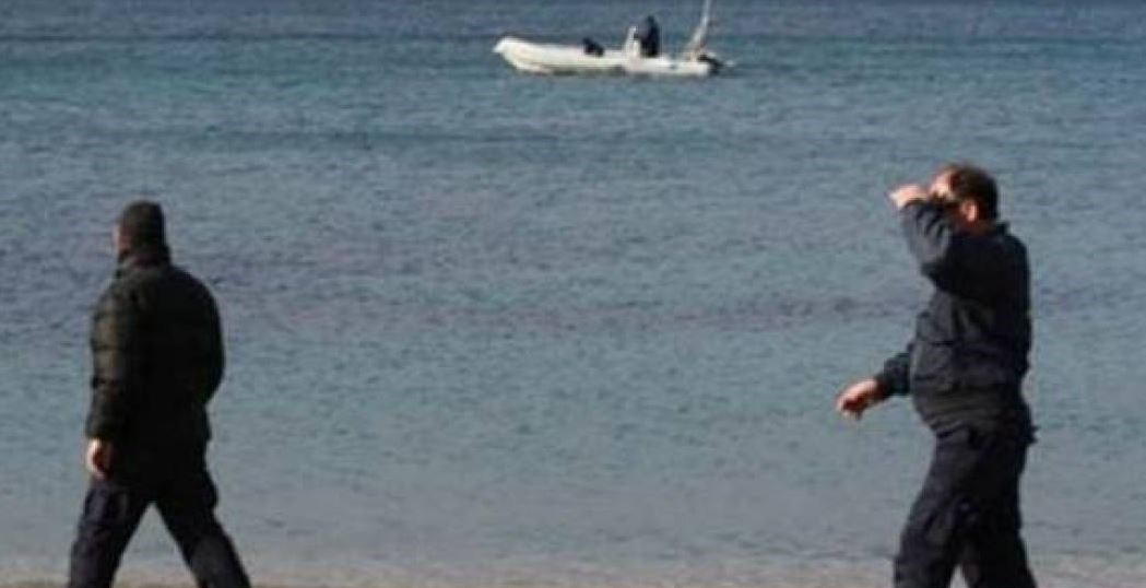 Έρευνες του Λιμενικού στον Λαγανά για τον εντοπισμό 18χρονου κολυμβητή