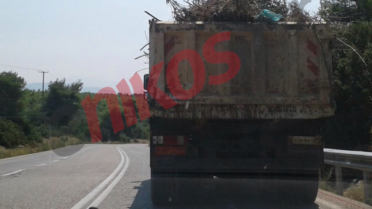 Φορτηγό “δημόσιος κίνδυνος” σε ελληνικό δρόμο – ΦΩΤΟ αναγνώστη