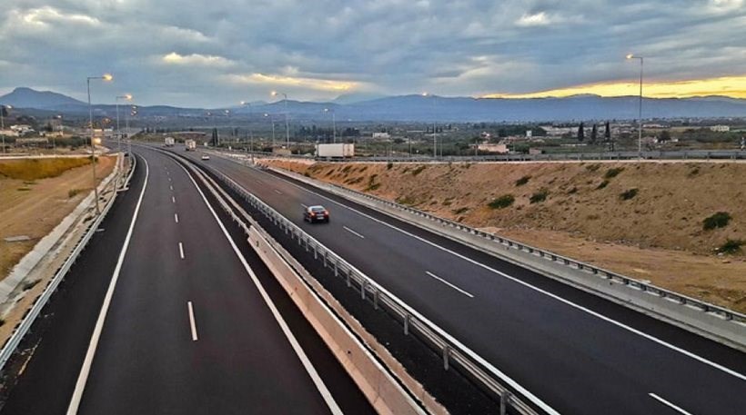 Κυκλοφοριακές ρυθμίσεις από τη Δευτέρα στην Εθνική Κορίνθου – Πατρών