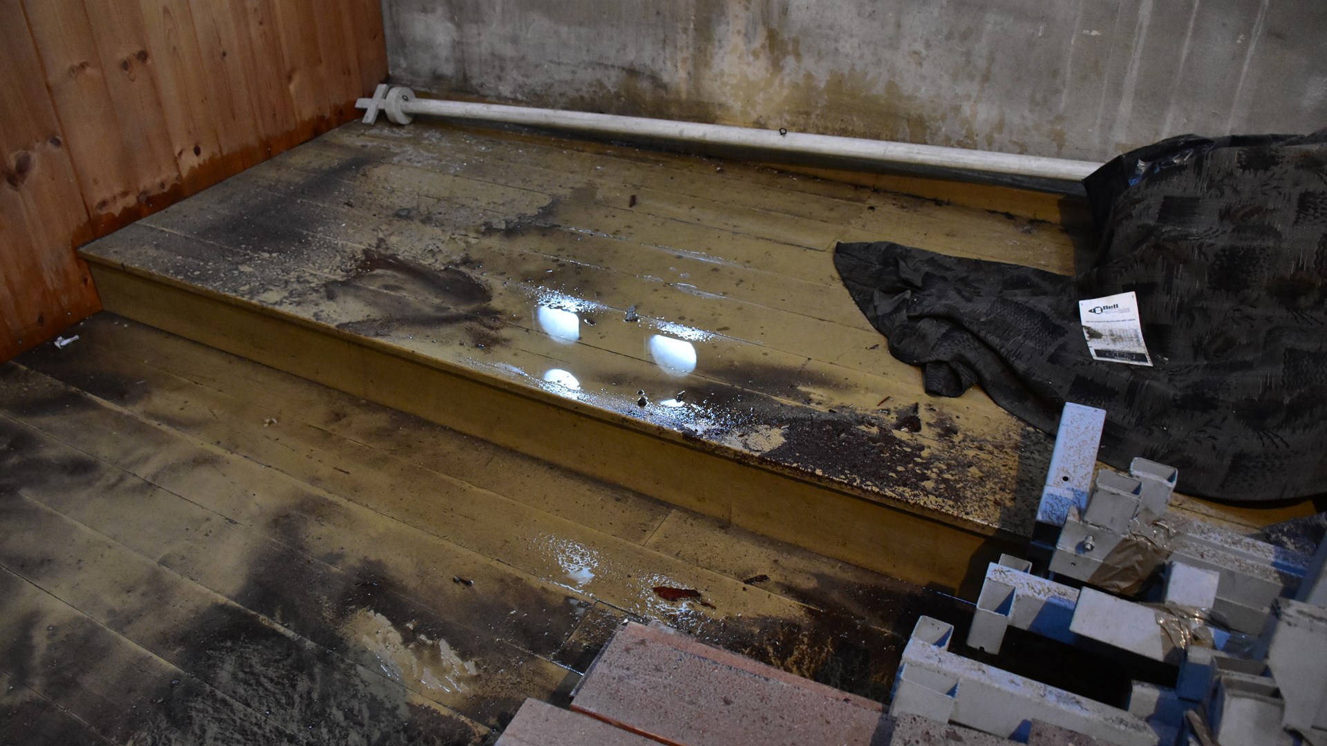 Πλημμύρισε ο Μητροπολιτικός Ναός του Αγίου Γεωργίου στο Ναύπλιο – ΒΙΝΤΕΟ – ΦΩΤΟ