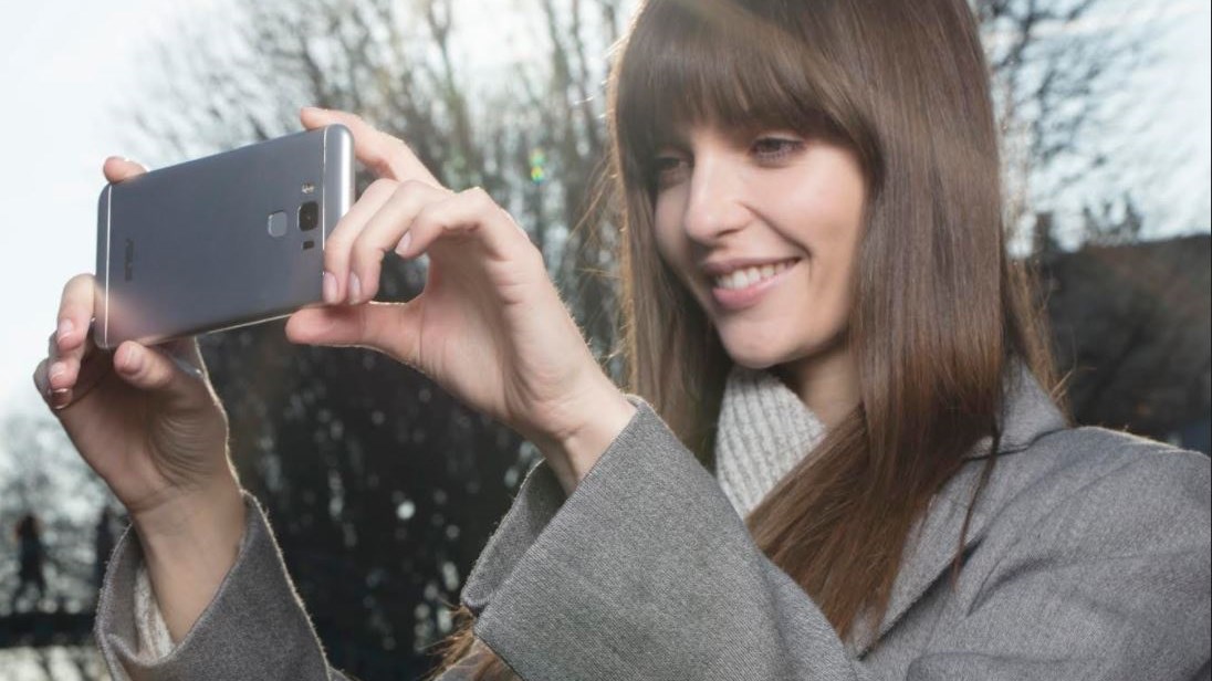 Η ASUS λανσάρει τη νέα σειρά smartphones με την ονομασία ZenFone στην Ελλάδα