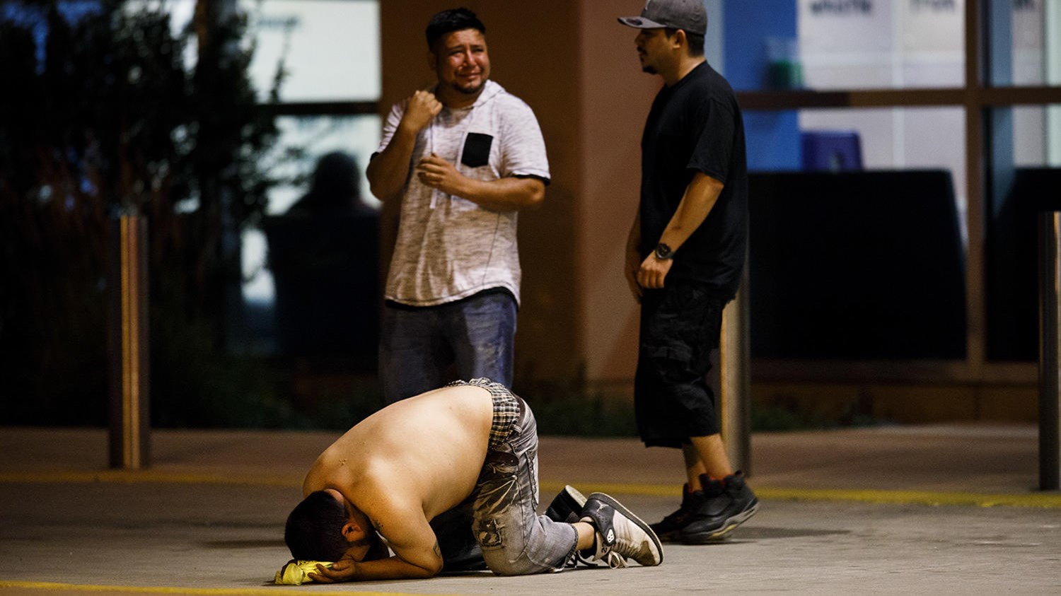 Αιματηρό Σαββατοκύριακο στο Σικάγο: 11 νεκροί και 56 τραυματίες από πυρά, ανάμεσά τους ένα 10χρονο αγόρι – ΦΩΤΟ