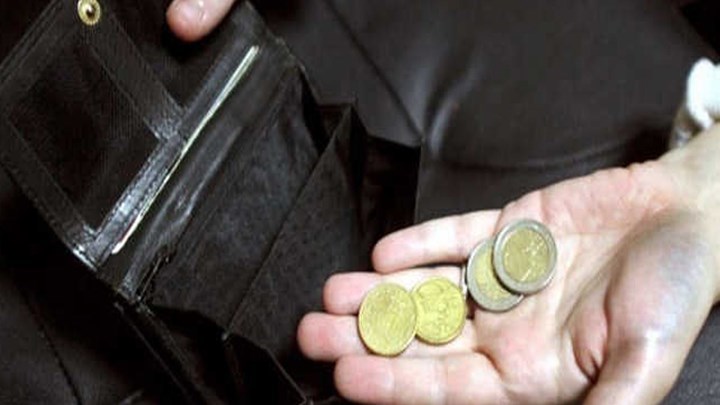 Φόρος 3.237 ευρώ για εισόδημα…921 ευρώ