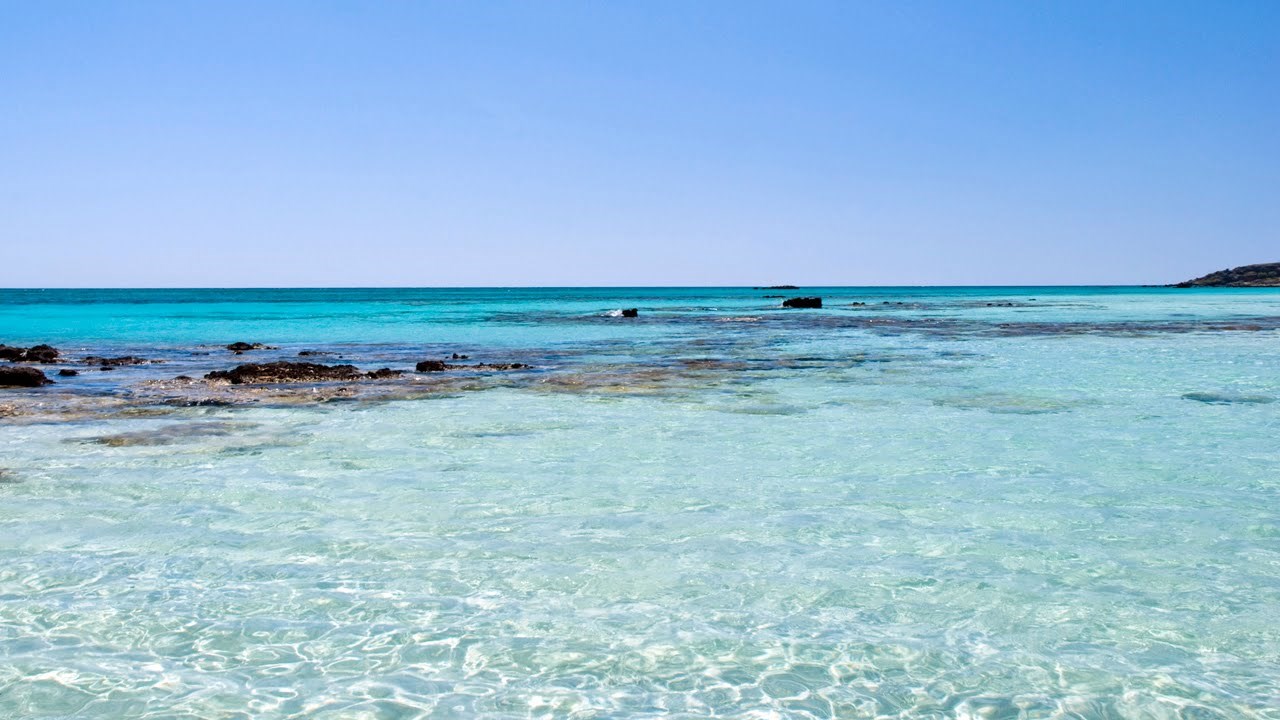 Μια ελληνική παραλία στις 11 πιο πολύχρωμες παραλίες στον κόσμο