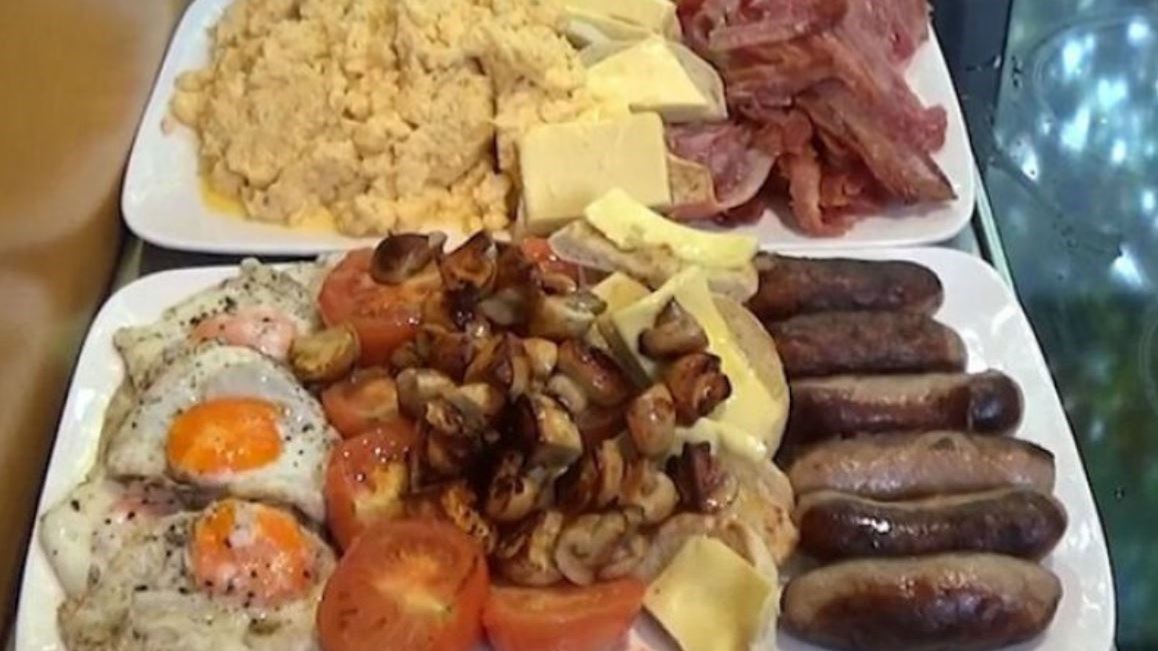 Κατάφερε να φάει πρωινό 10.000 θερμίδων… – ΒΙΝΤΕΟ