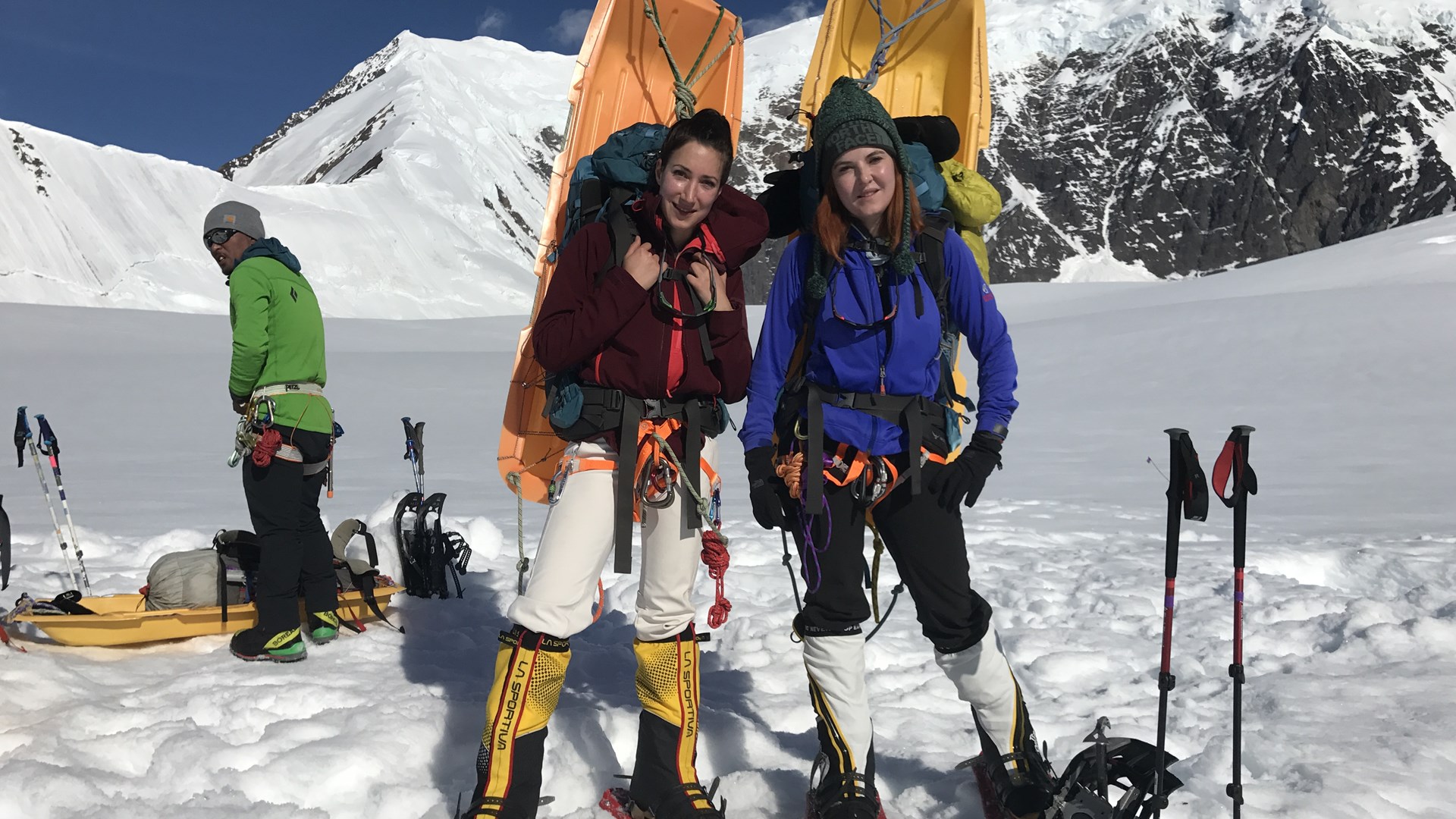 Οι πρώτες Ελληνίδες που κατέκτησαν την υψηλότερη κορυφή στην Αλάσκα – ΦΩΤΟ