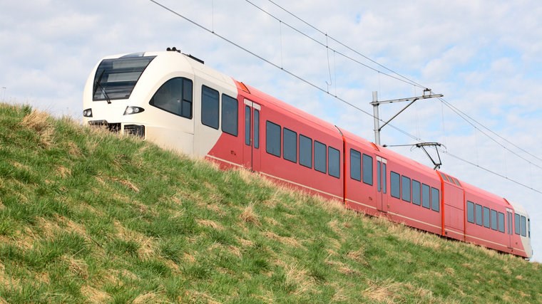 Εκκενώθηκαν 18 αμαξοστοιχίες στην Ουγγαρία έπειτα από απειλή για βόμβα