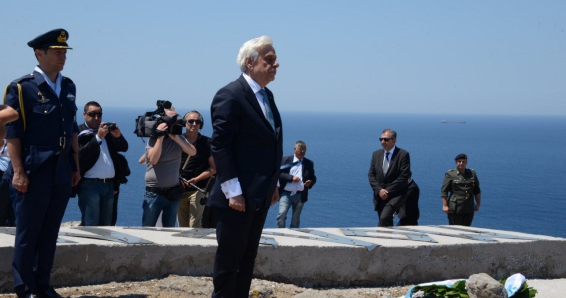 Παυλόπουλος: «Μολών λαβέ» σε καθέναν που προκαλεί