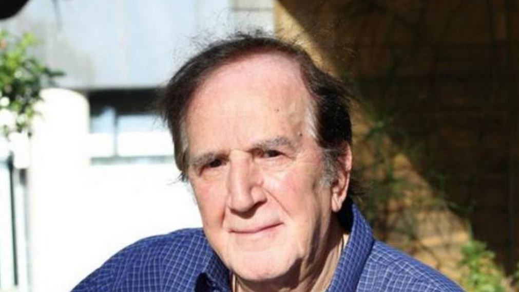 Και ο Γιώργος Κωνσταντίνου στον «Ηλίθιο»