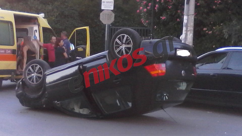 Αναποδογύρισε αυτοκίνητο στον Άλιμο – ΦΩΤΟ αναγνώστη