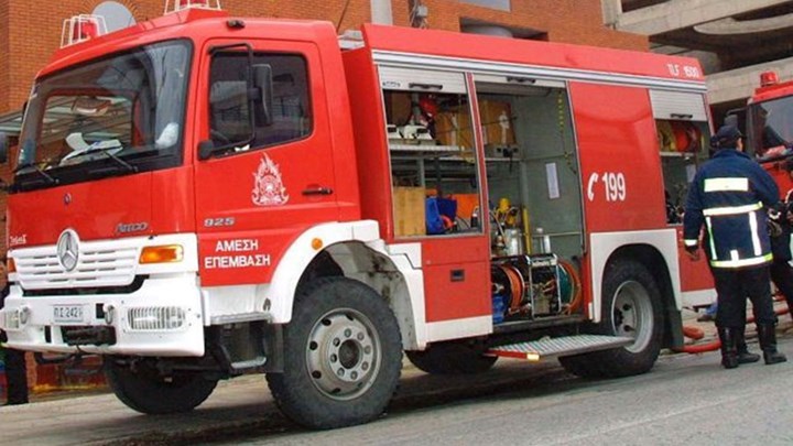 Υπό μερικό έλεγχο η πυρκαγιά στη Σητεία Κρήτης