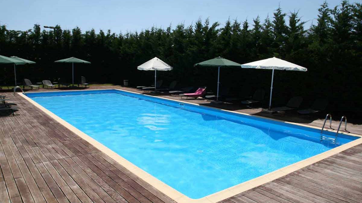 Τουρίστας άφησε την τελευταία του πνοή σε πισίνα