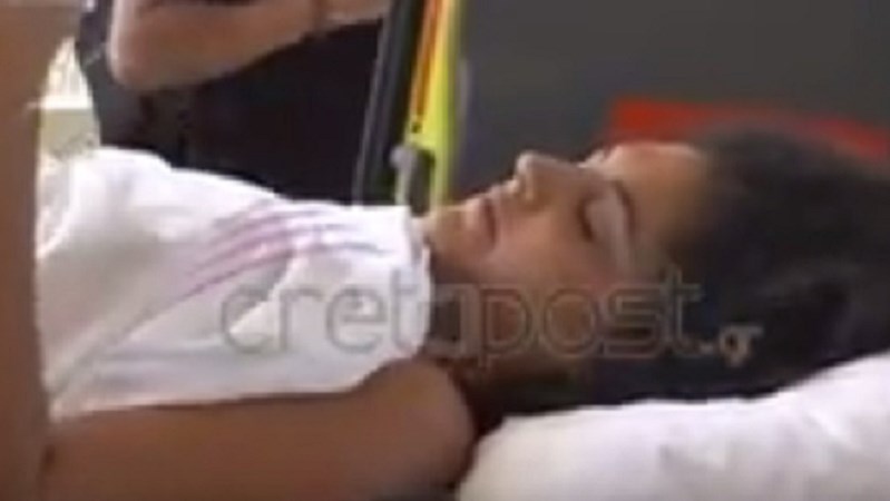 Η οργισμένη δήλωση 25χρονης που τραυματίστηκε στον σεισμό για τους πολιτικούς – ΒΙΝΤΕΟ