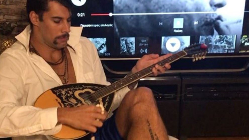 Ο ρεμπέτης Πρίντεζης θα σε κάνει να ξεκαρδιστείς στα γέλια – ΒΙΝΤΕΟ