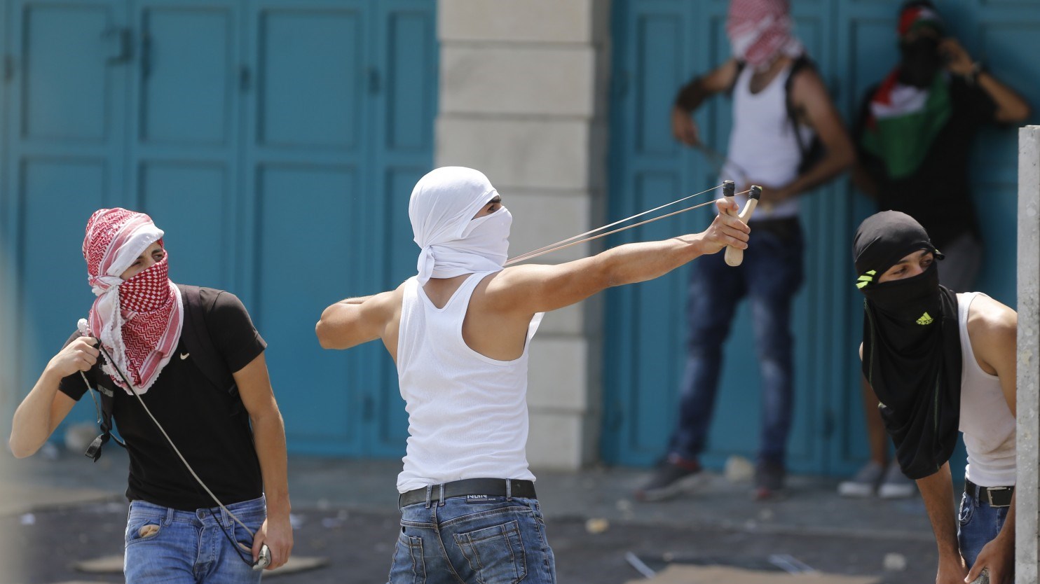 Νεαρός Παλαιστίνιος μαχαίρωσε μέχρι θανάτου τρεις Ισραηλινούς μέσα στο σπίτι τους