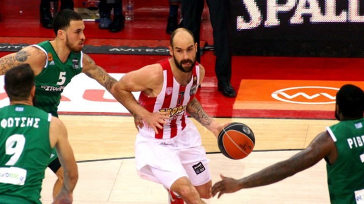 Τα σουτάκια του Σπανούλη στην πρώτη του μπασκέτα – ΦΩΤΟ