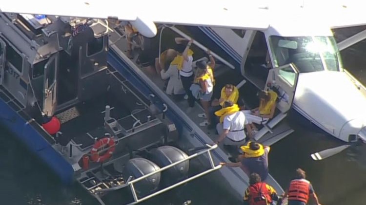 Αναγκαστική προσθαλάσσωση υδροπλάνου σε ποταμό της Νέας Υόρκης – ΒΙΝΤΕΟ