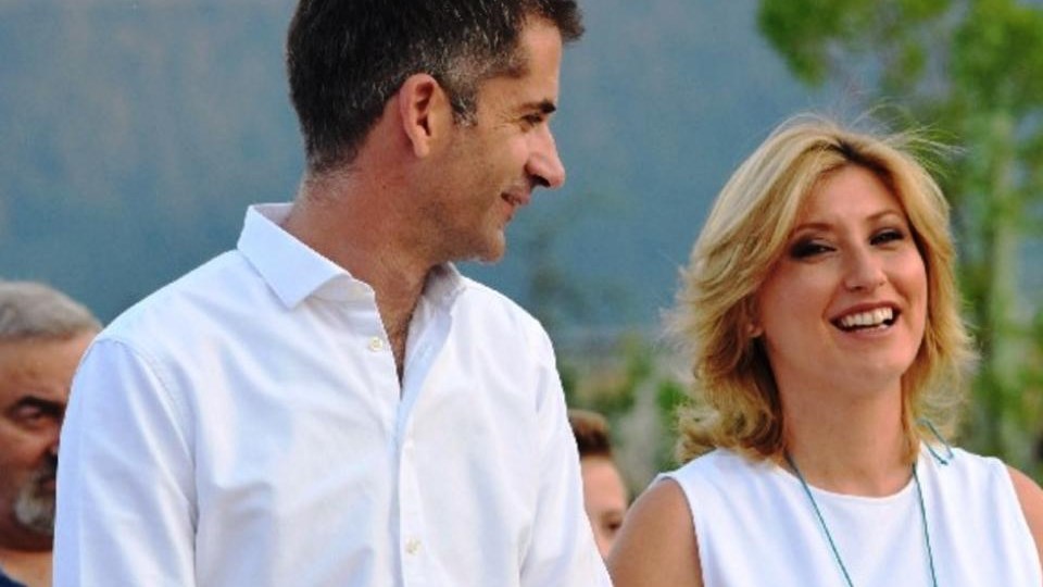 Η ανάρτηση του Κώστα Μπακογιάννη στο Facebook μετά τον γάμο του με την Σία Κοσιώνη