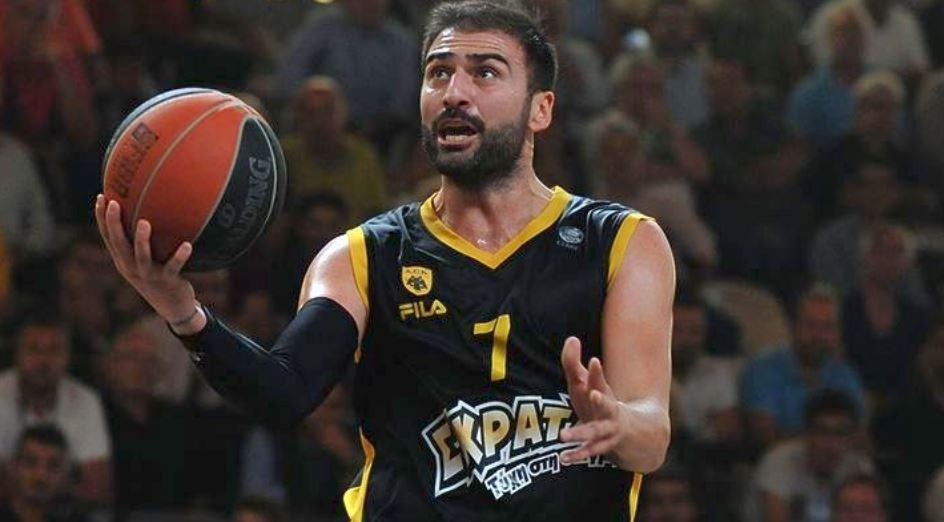 Τέλος ο Βασιλειάδης από την ΑΕΚ