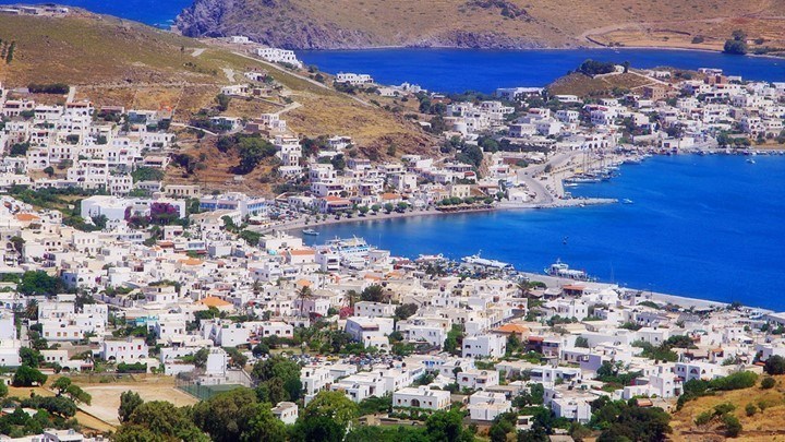 Ο πρόεδρος των ξενοδόχων Πάτμου στον Realfm 97,8 για την επίθεση στον εφοριακό