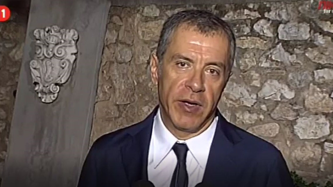Θεοδωράκης: Πρέπει να συγκρουστούμε και να κάνουμε την Ελλάδα μια ευρωπαϊκή, δημοκρατική χώρα – ΒΙΝΤΕΟ