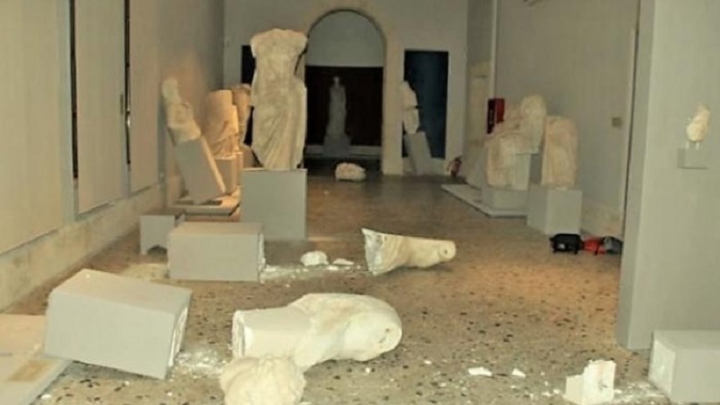 Η φωτογραφία με τα σπασμένα αγάλματα στο αρχαιολογικό μουσείο της Κω που έγινε viral