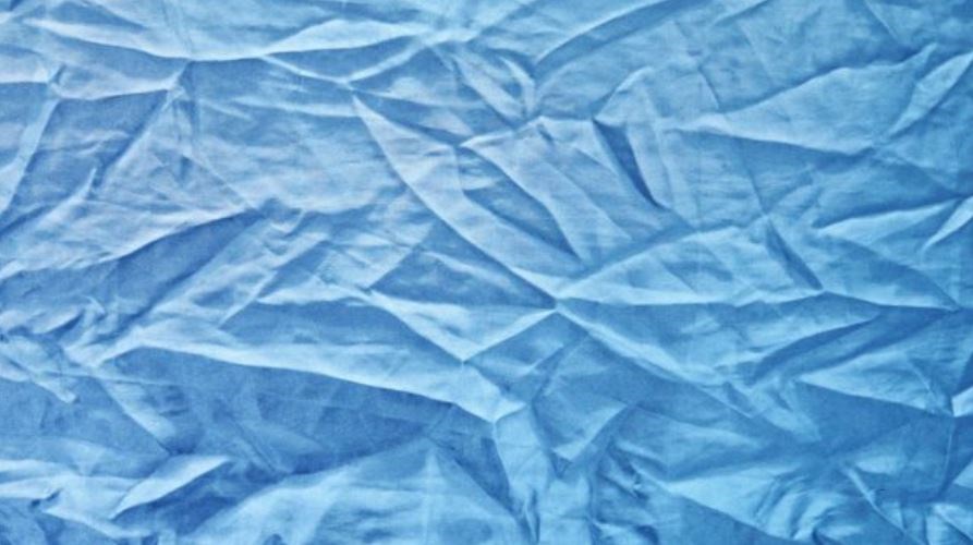 6 κόλπα για να βγαίνουν τα ρούχα σας λιγότερο τσαλακωμένα από το πλυντήριο