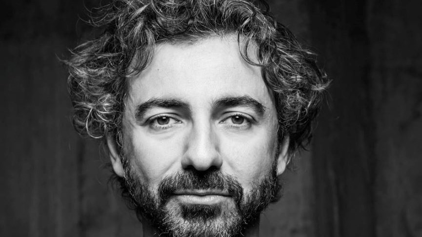 «Γδύστε τη μαμά!» λέει ο Λευτέρης Γιοβανίδης!