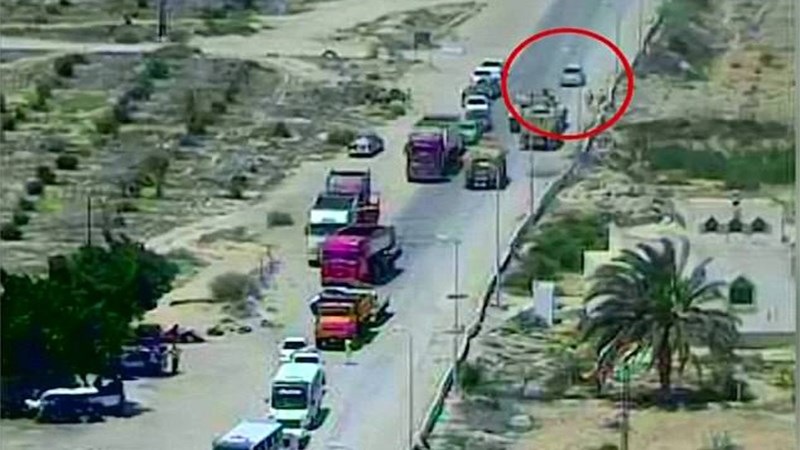 Αιγυπτιακό τανκ ισοπέδωσε αυτοκίνητο με εκρηκτικά – Συγκλονιστικό ΒΙΝΤΕΟ
