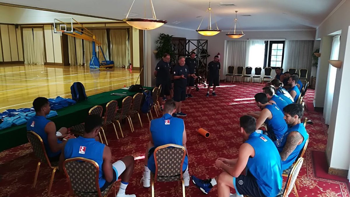 Η πρώτη προπόνηση της Εθνικής ομάδας μπάσκετ στο Καρπενήσι – ΦΩΤΟ