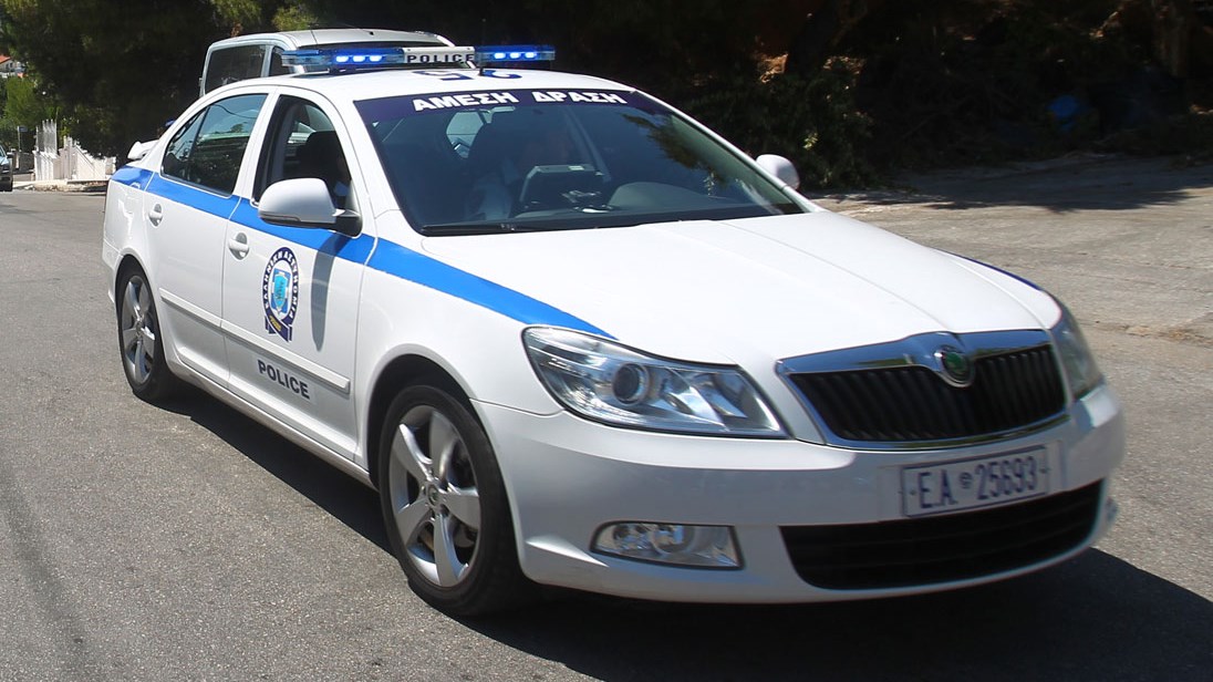 Δάγκωσε αστυνομικό για να αποφύγει τη σύλληψη