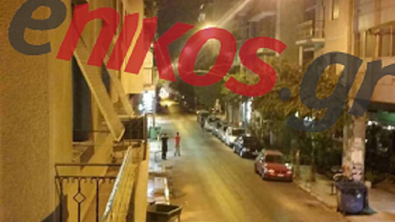 Μολότοφ εναντίον αστυνομικών στα Εξάρχεια – ΦΩΤΟ αναγνώστη