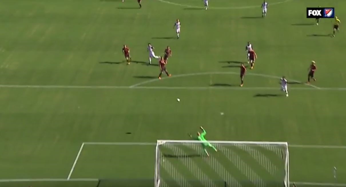 Εντυπωσιακό γκολ από τον Κακά – ΒΙΝΤΕΟ