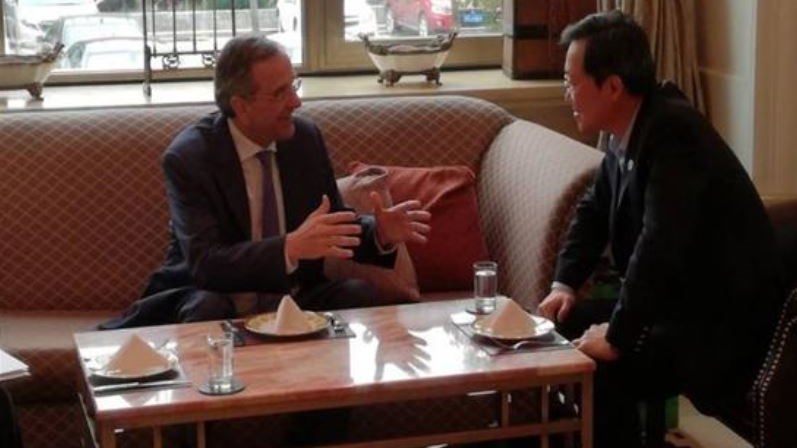 Στην Κίνα ο Αντώνης Σαμαράς – Συναντήθηκε με τον πρόεδρο της Cosco