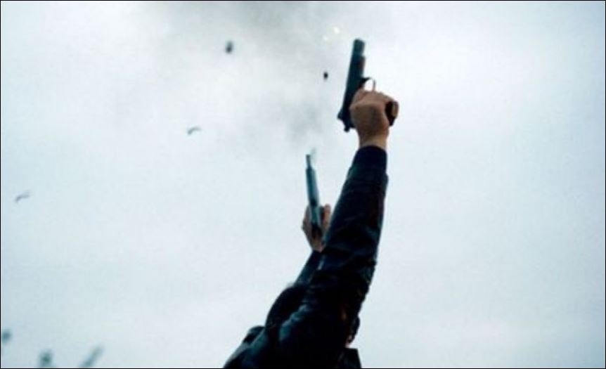 Έριξε μπαλωθιές στα βαφτίσια του παιδιού του