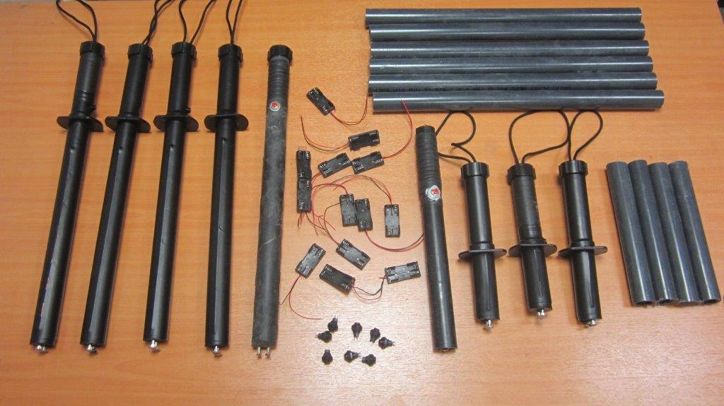 Διαφήμιζε και πουλούσε τέιζερ που έμοιαζαν με γκλοπ των ΜΑΤ