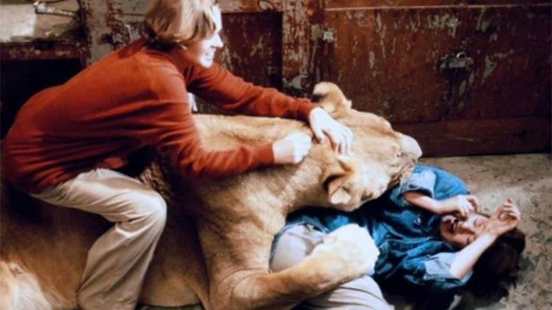 Αυτή είναι η πιο αιματηρή ταινία στην ιστορία του κινηματογράφου – ΦΩΤΟ – ΒΙΝΤΕΟ