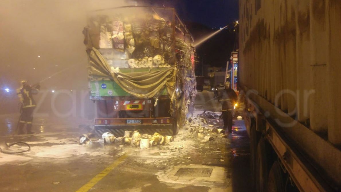 BΙΝΤΕΟ από τη φωτιά στο λιμάνι των Χανίων