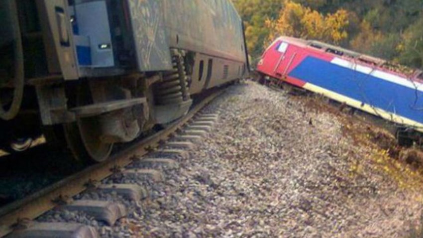 Εκτροχιασμός τρένου στη γραμμή Αθηνών – Θεσσαλονίκης