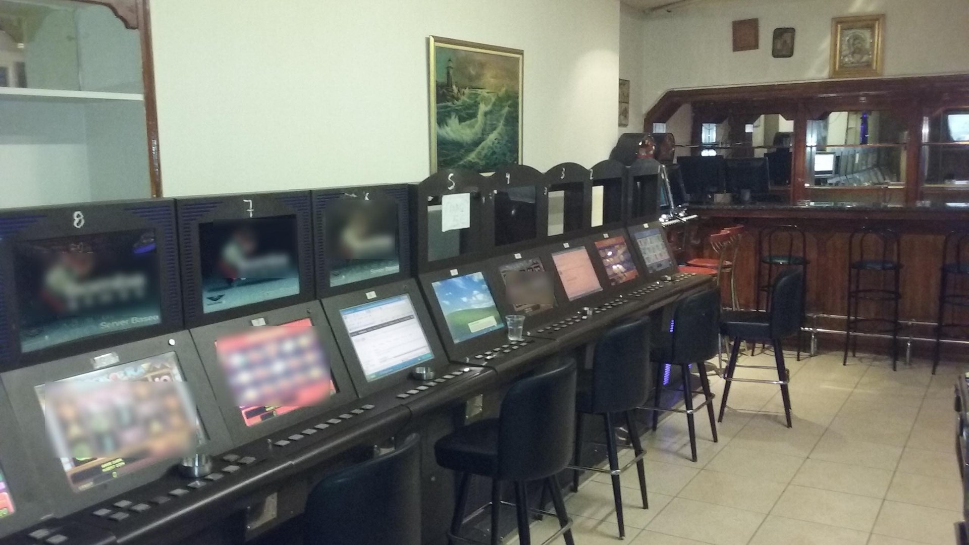 Νέα μεγάλη επιτυχία της Αστυνομίας κατά του παράνομου τζόγου – Εξαρθρώθηκε κατάστημα με παράνομα «φρουτάκια» στην Αττική