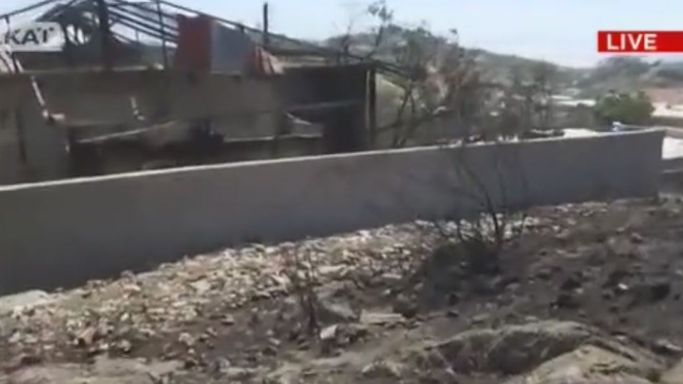 Κάηκε σπίτι από τη φωτιά στην Ανάβυσσο – ΒΙΝΤΕΟ