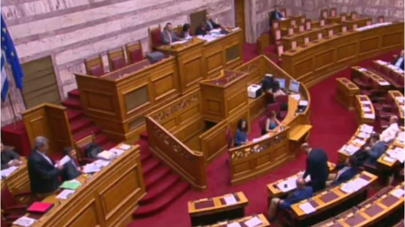 Άγρια κόντρα Πολάκη – Φωτήλα στη Βουλή – ΒΙΝΤΕΟ