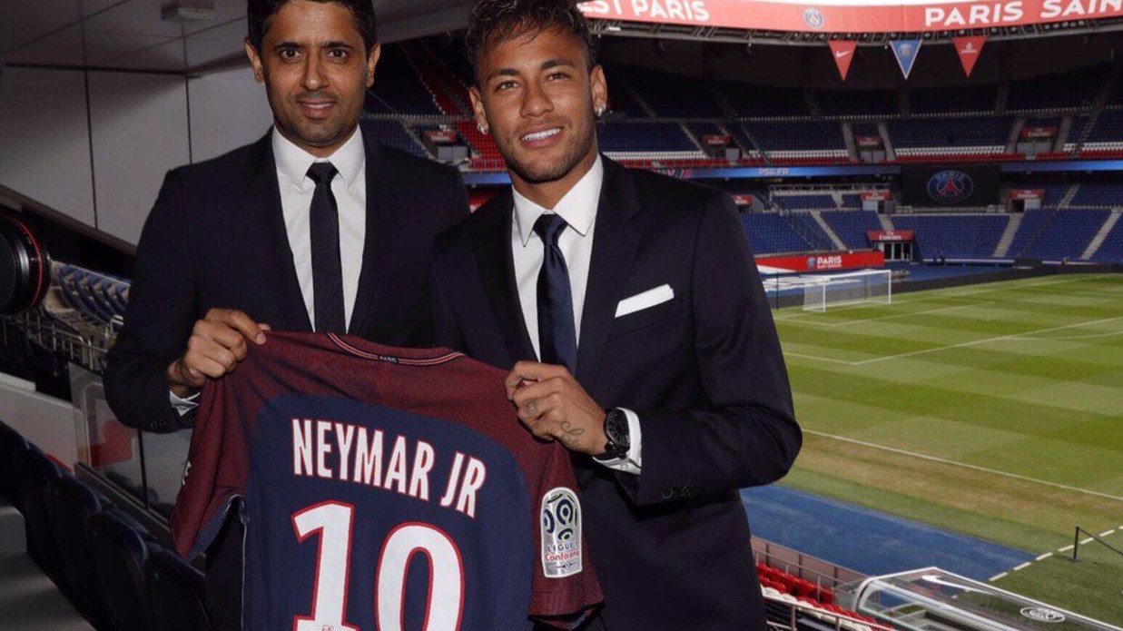 Αγχωμένος ο Νεϊμάρ στην παρουσίασή του – Η… γκάφα και το χαμένο κοντρόλ – ΒΙΝΤΕΟ