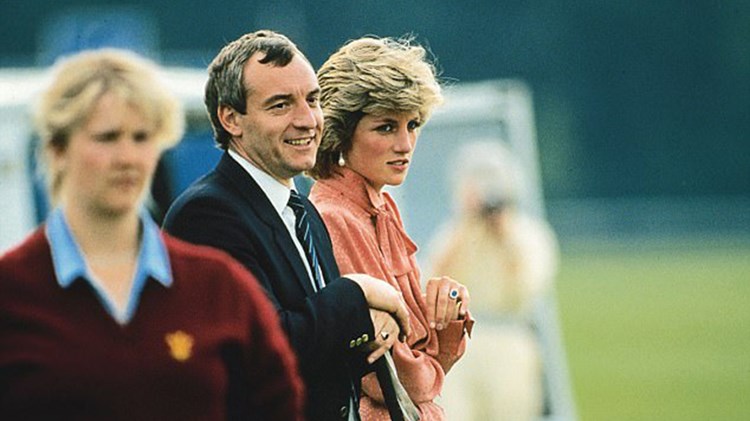 Μυστήριο καλύπτει τον θάνατο του σωματοφύλακα της Νταϊάνα – ΦΩΤΟ