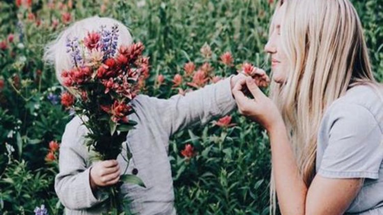 Πώς αλλάζει ο εγκέφαλος της γυναίκας όταν γίνεται μαμά