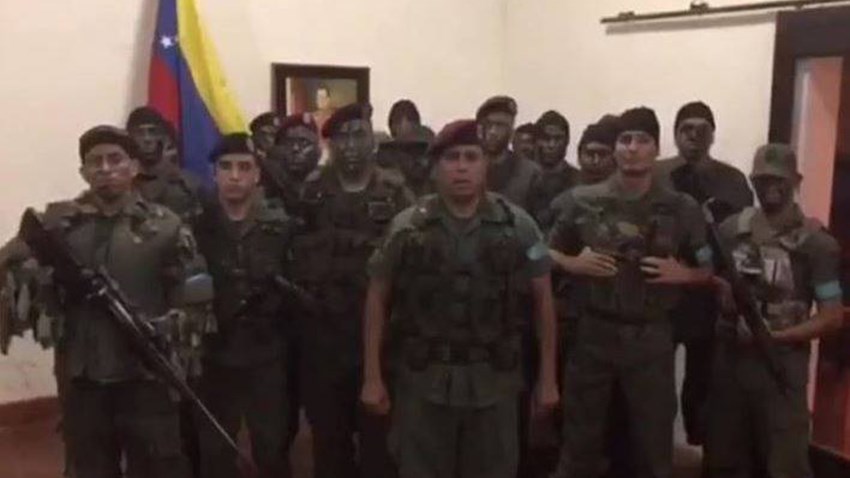 Χάος στη Βενεζουέλα – Εξουδετερώθηκε ένοπλη εξέγερση κατά του Μαδούρο