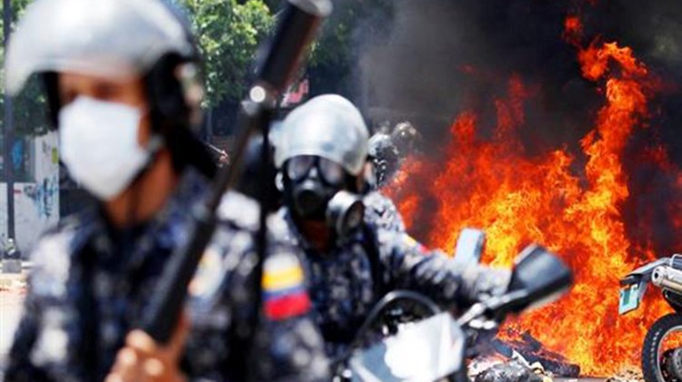 Δύο νεκροί από την ένοπλη επίθεση στη στρατιωτική βάση στη Βενεζουέλα