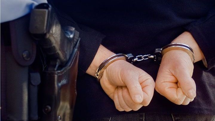 Στον εισαγγελέα ο άνδρας που παρέσυρε με το αυτοκίνητο και σκότωσε την έγκυο σύντροφό του