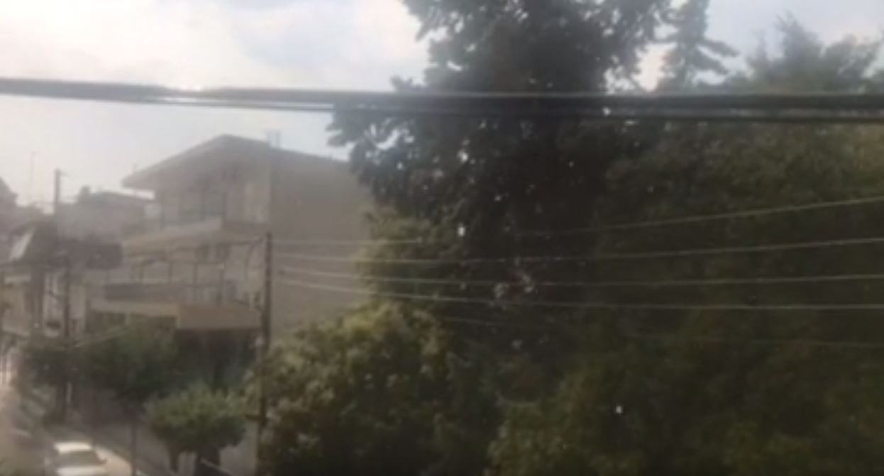 Καλοκαιρινή μπόρα στο Αγρίνιο – ΒΙΝΤΕΟ